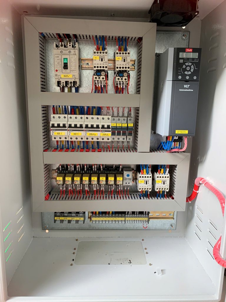 IIG Automation: PLC - HMI -Servo - Biến tần - SCADA